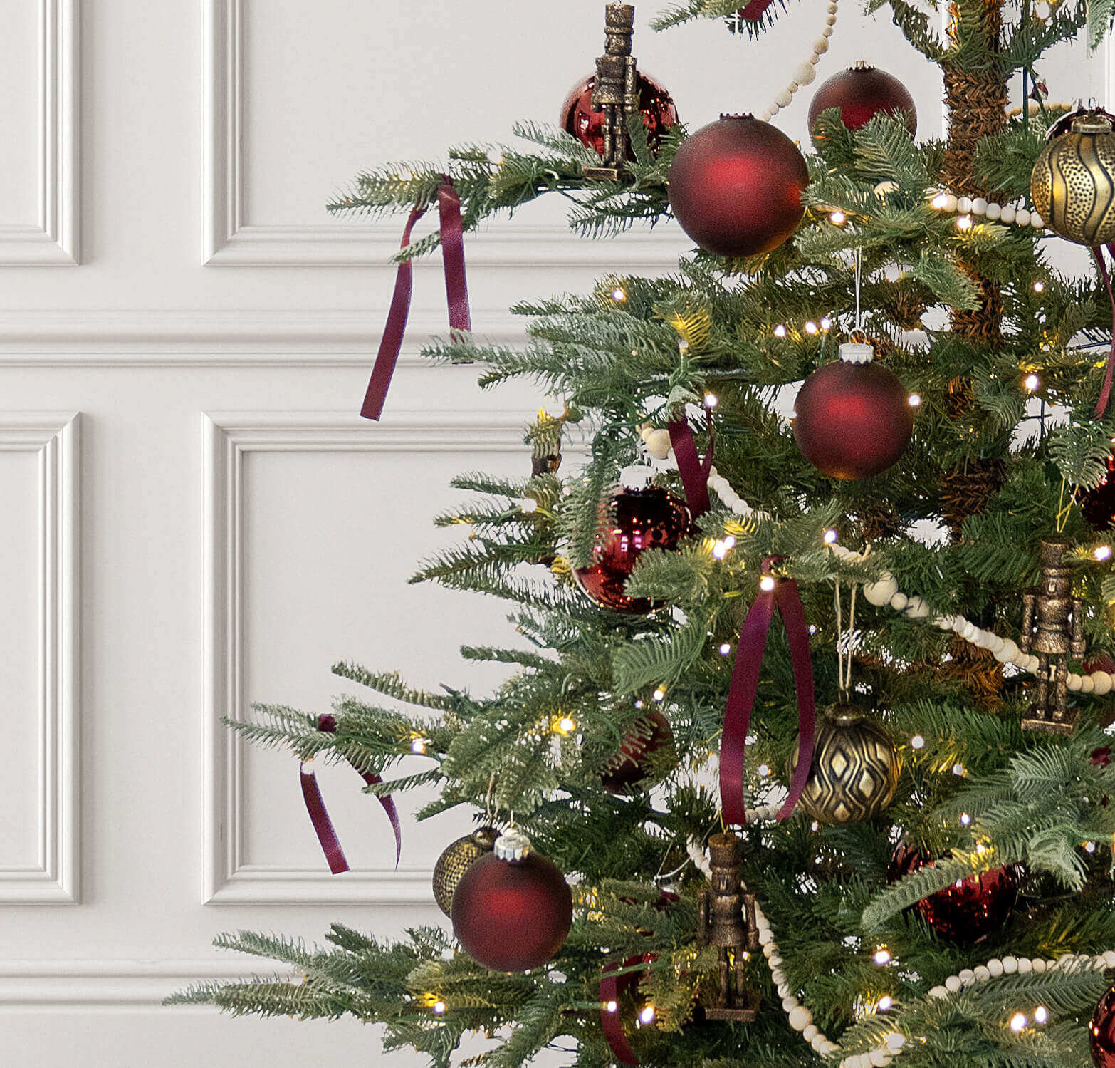 King of Christmas Burgundy Essential Glass Ornaments (24 Pack)