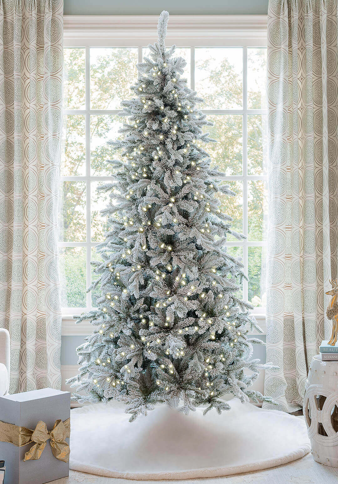 6.5' Queen Flock Slim Artificial Christmas Tree with 500 Warm White LED Lights