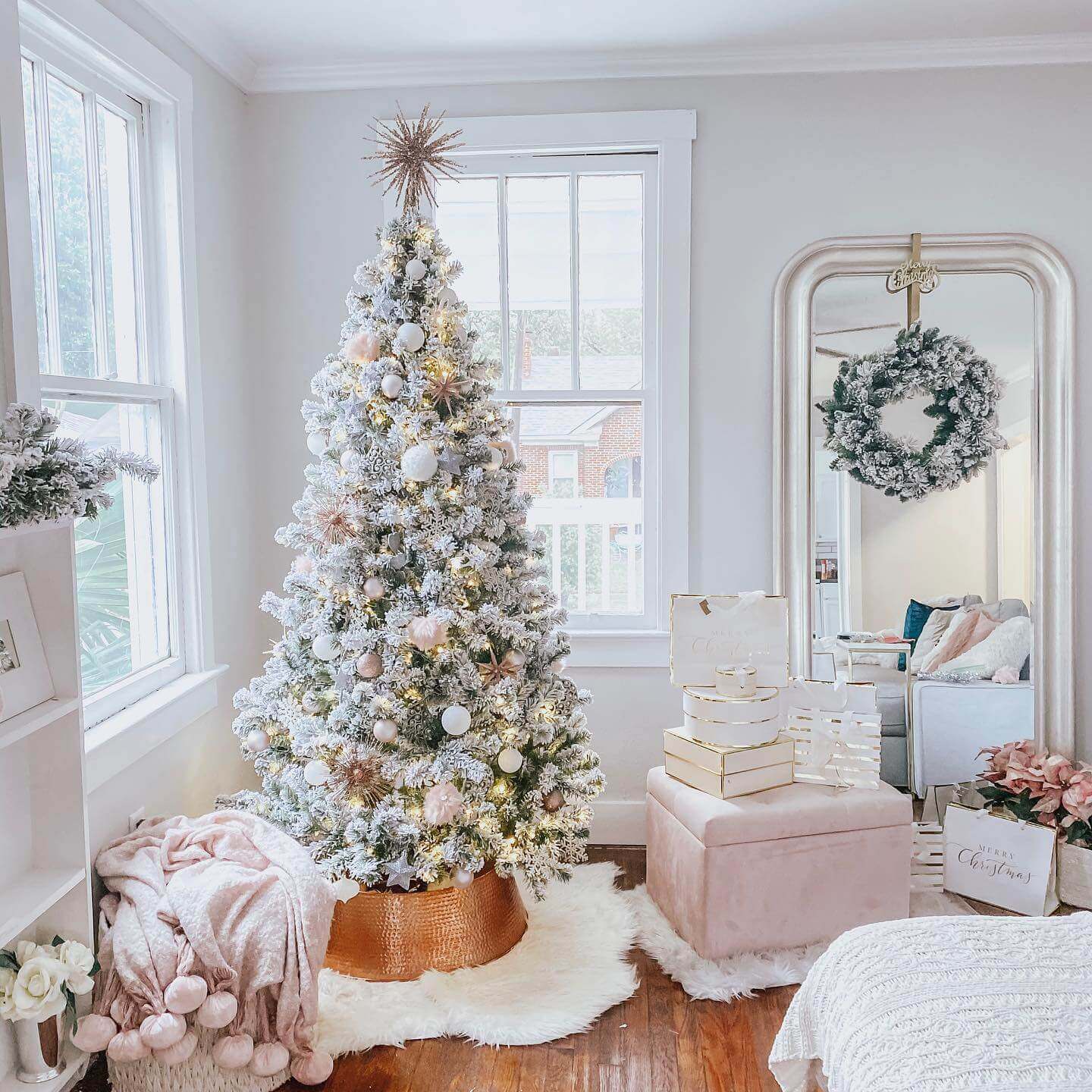 King of Christmas (OPEN BOX) 7' PRINCE FLOCK® TREE 400 WARM WHITE LED LIGHTS, FINAL SALE