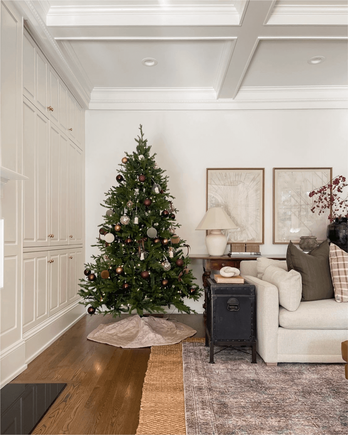 When is the Best Time to Buy an Artificial Christmas Tree? – King of ...
