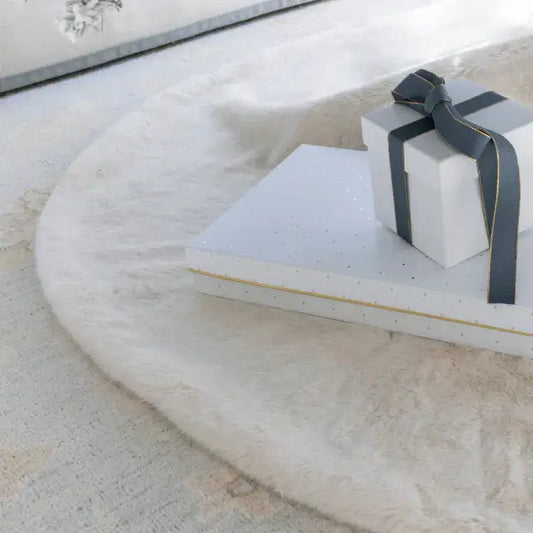 King of Christmas Tree Skirt Ideas to Complete Your Style