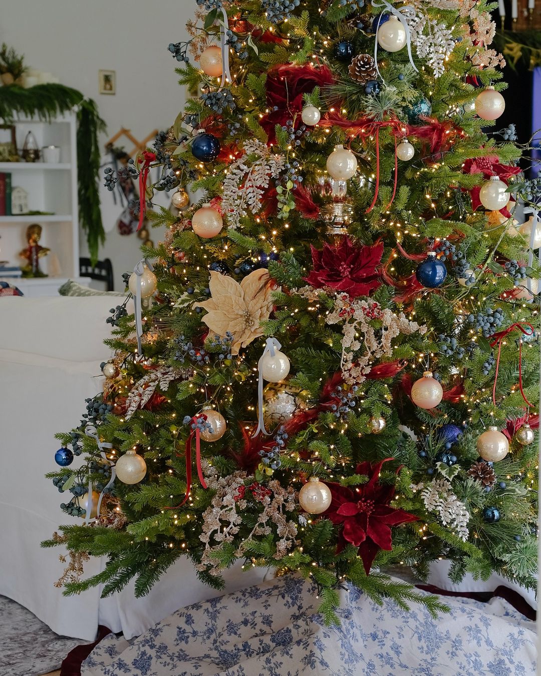 What’s the Vibe? A Guide to Christmas Tree Decorating by Theme
