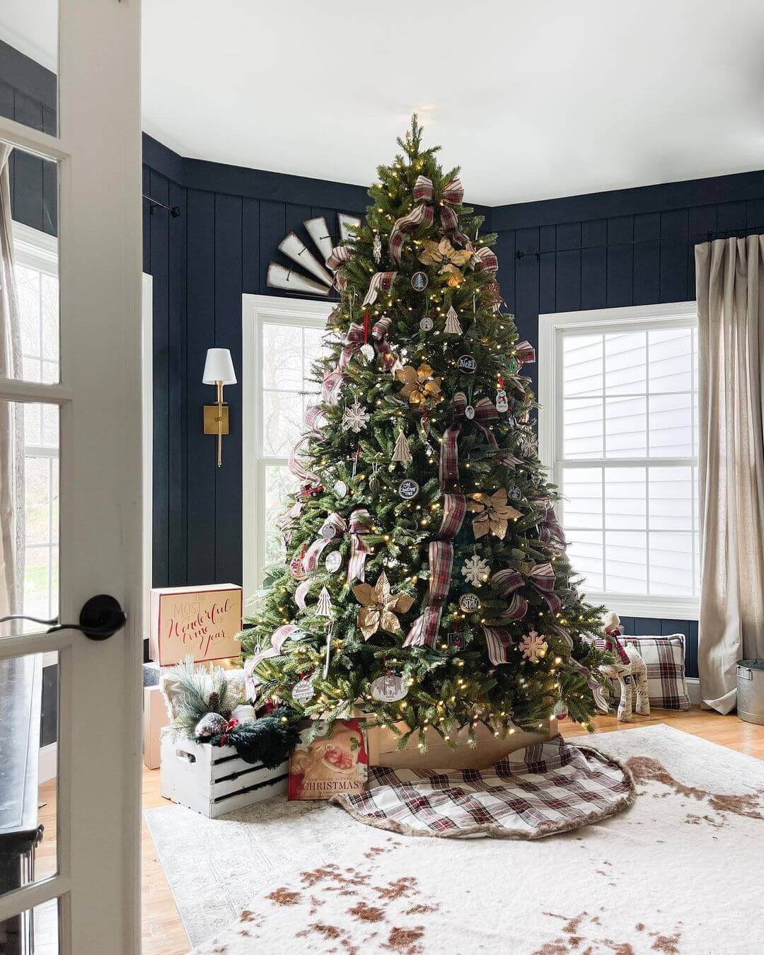 7.5' King Fraser Fir Artificial Christmas Tree with 1000 Warm White & Multi-Color LED Lights