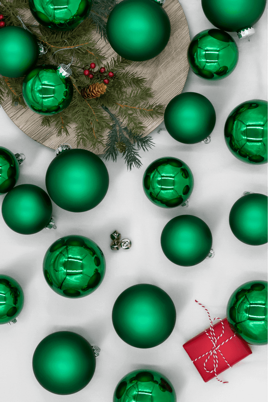 King of Christmas Green Essential Glass Ornaments (24 Pack)