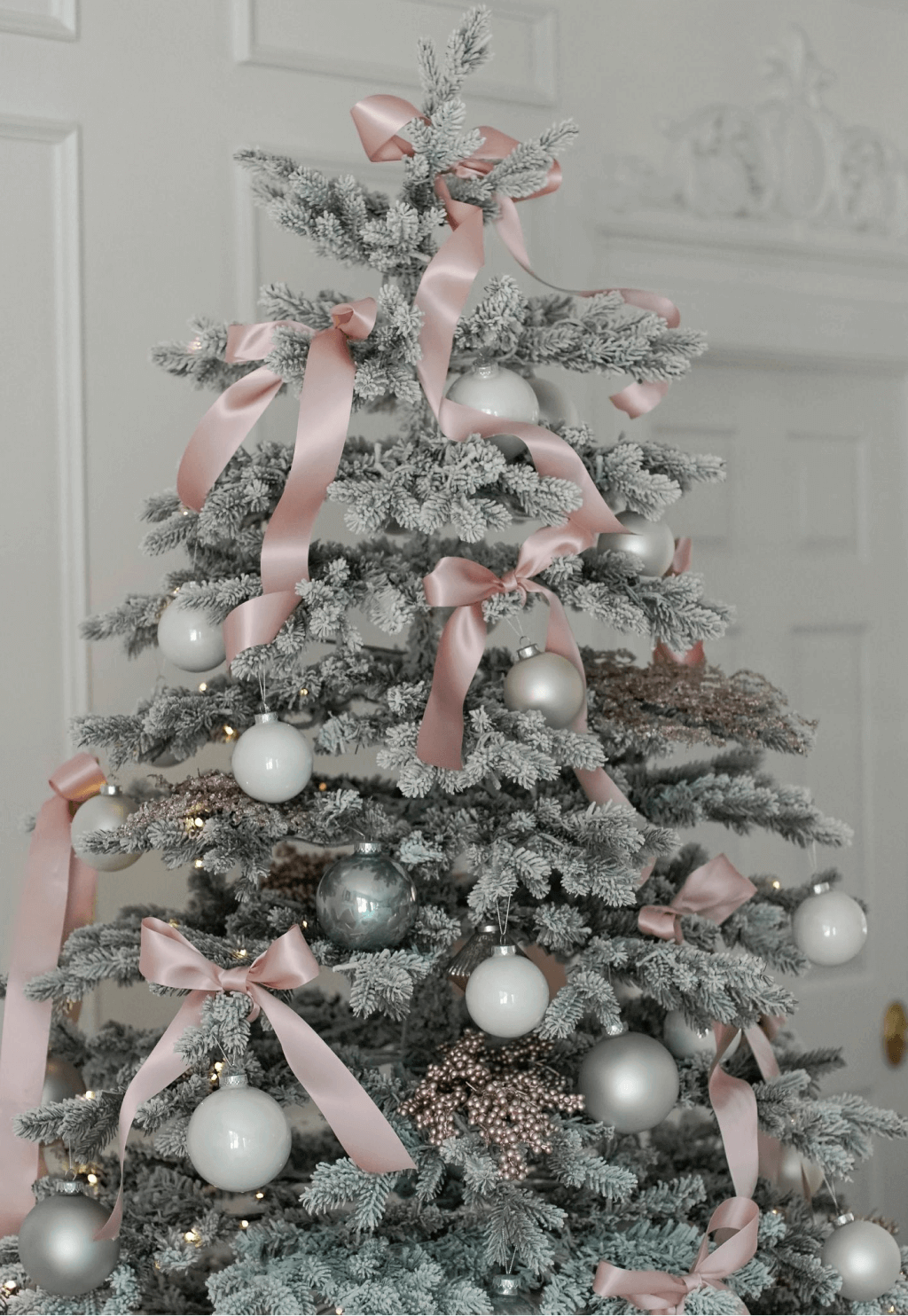 7.5' Rushmore Flock Artificial Christmas Tree Unlit