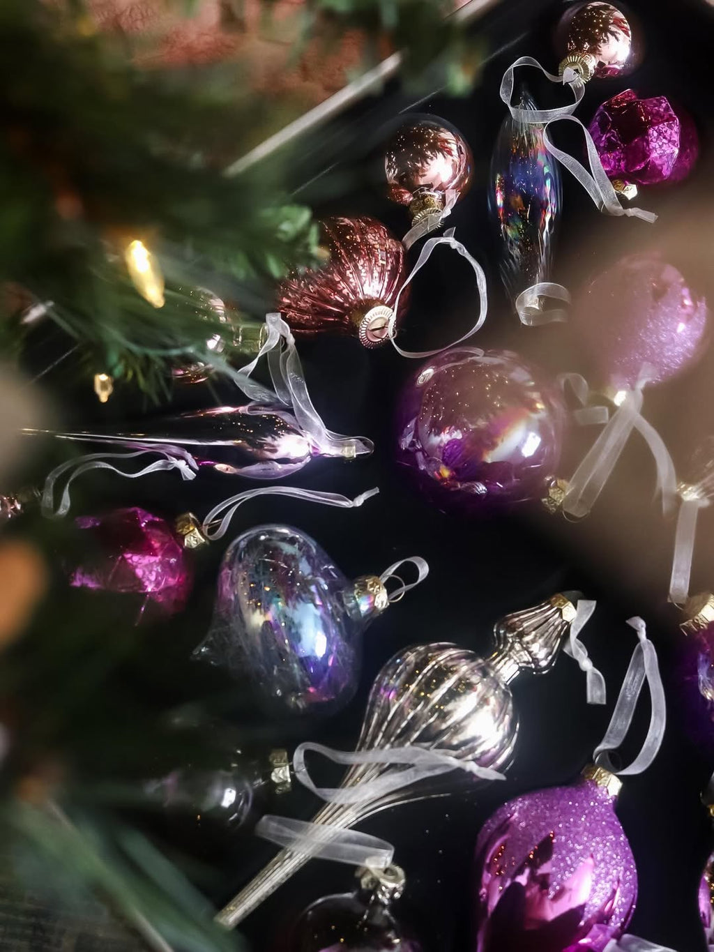 Sweet 30-Piece Glass Ornament Set (Pink & Purple)