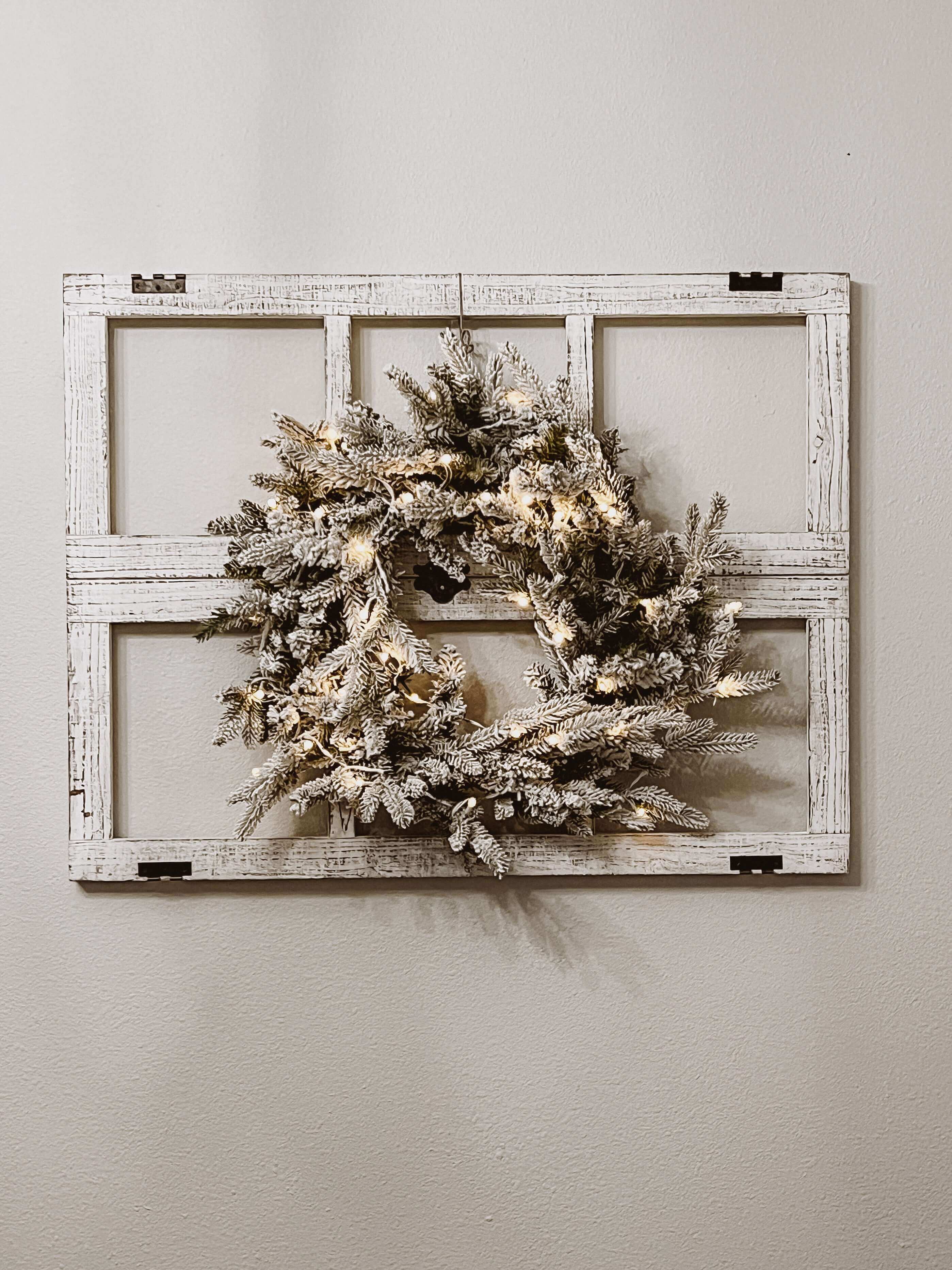 King of Christmas 24" Queen Flock® Wreath with Warm White LED Lights (Battery Operated)
