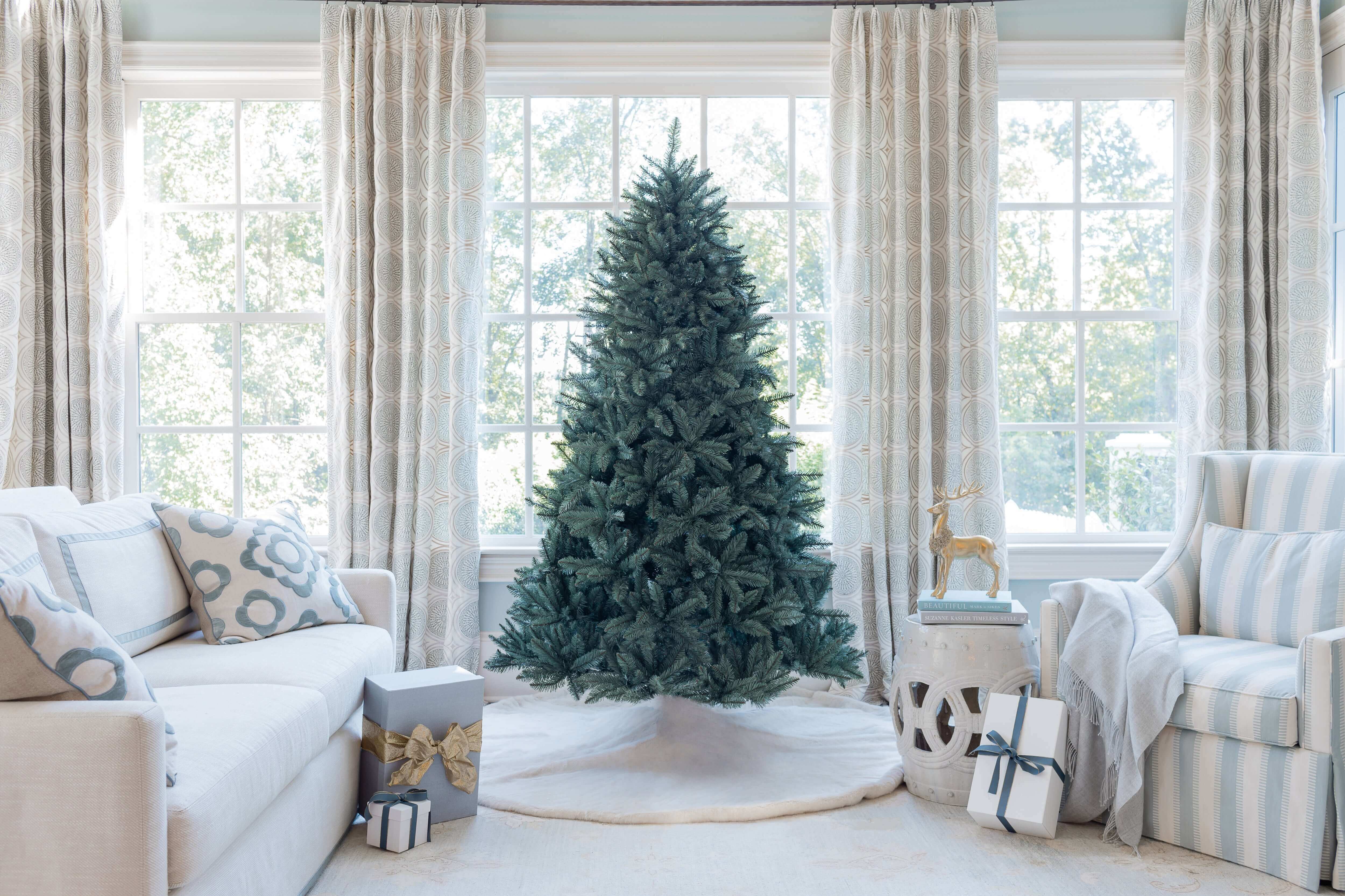 King of Christmas 9' Tribeca Spruce Blue Artificial Christmas Tree with 900 Warm White LED Lights