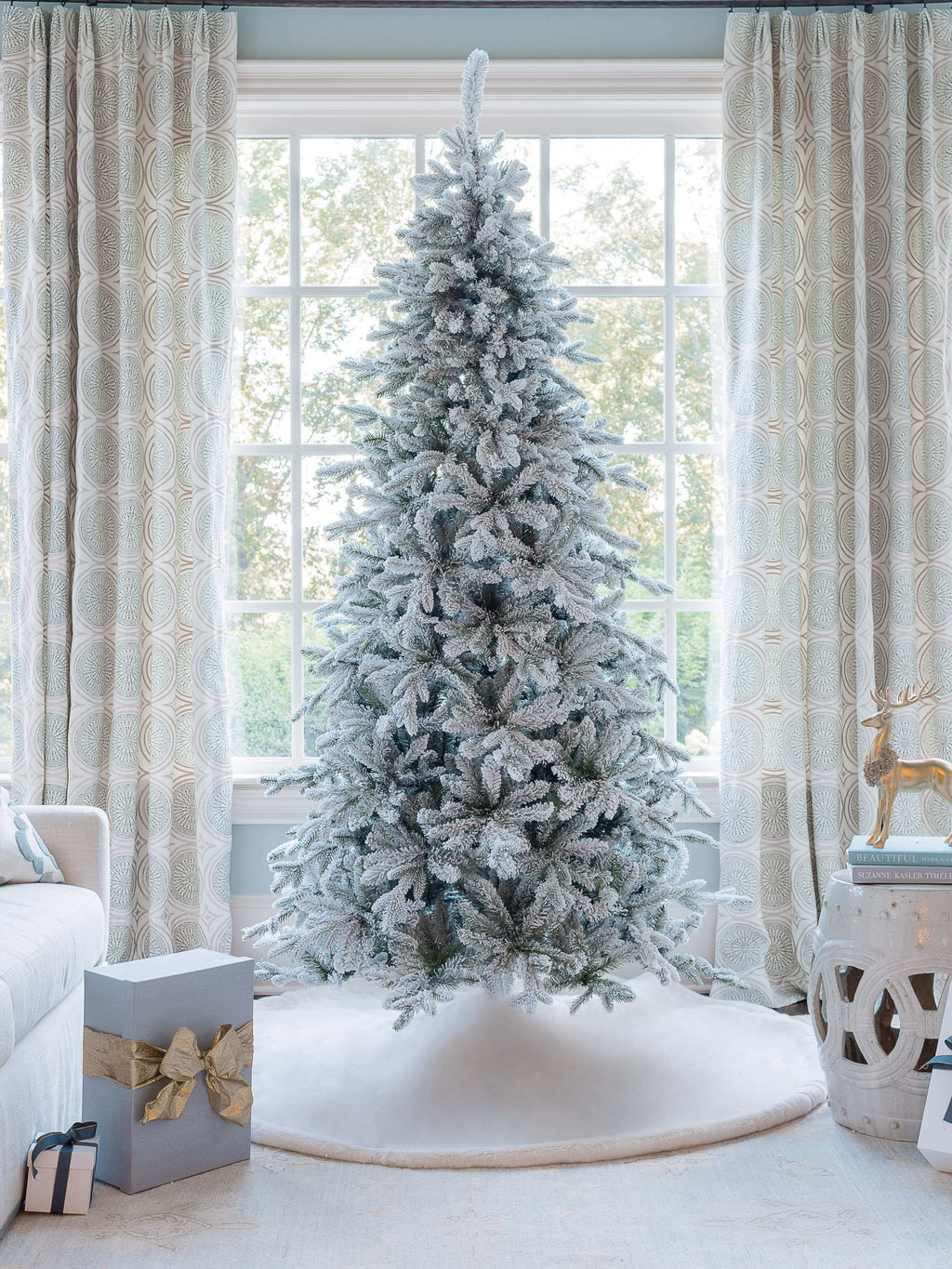 King of Christmas 6.5' Queen Flock® Slim Artificial Christmas Tree With 500 Warm White LED Lights