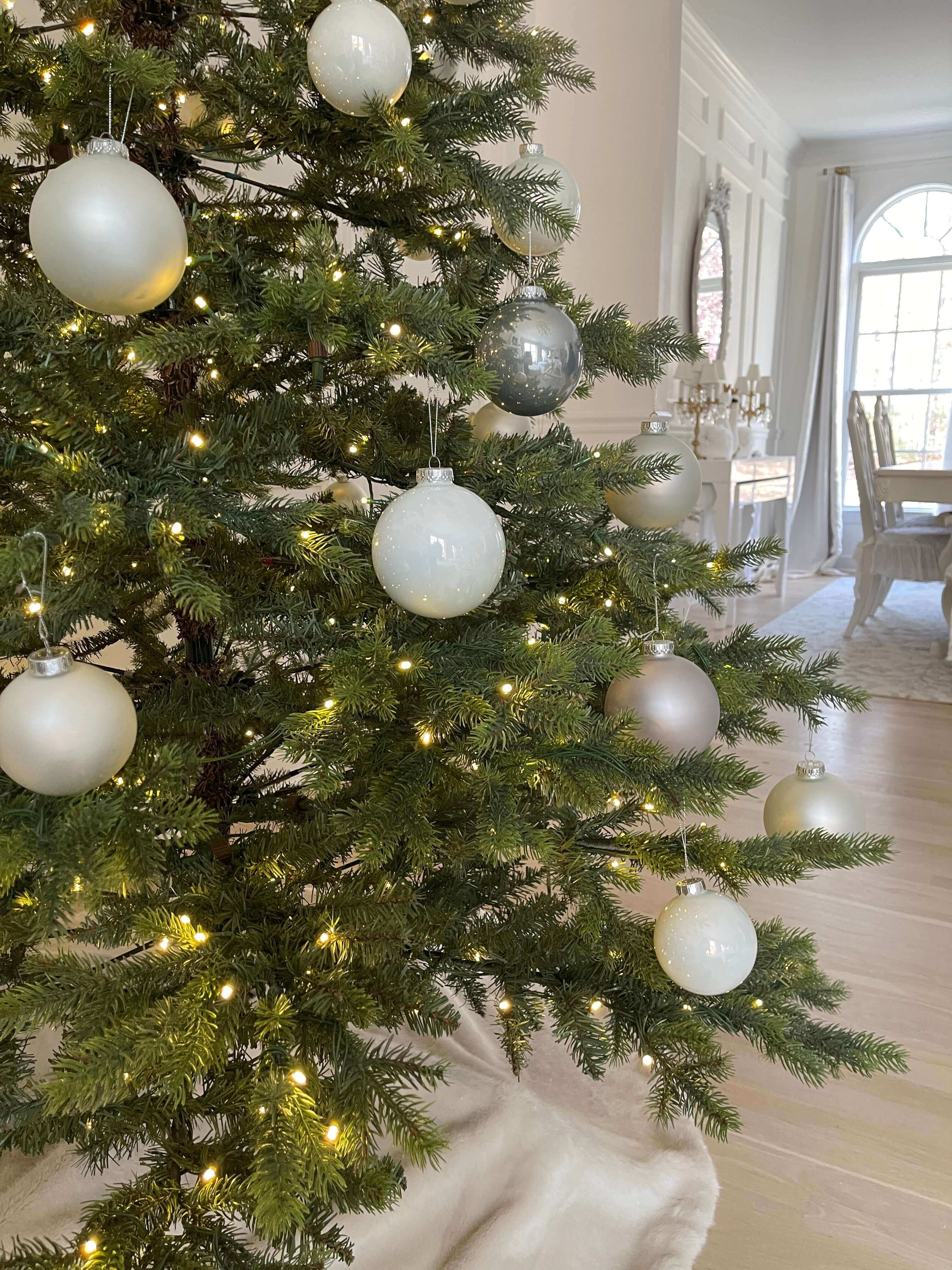 King of Christmas 9' Rushmore Fir Quick-Shape Artificial Christmas Tree 1000 Warm White Led Lights