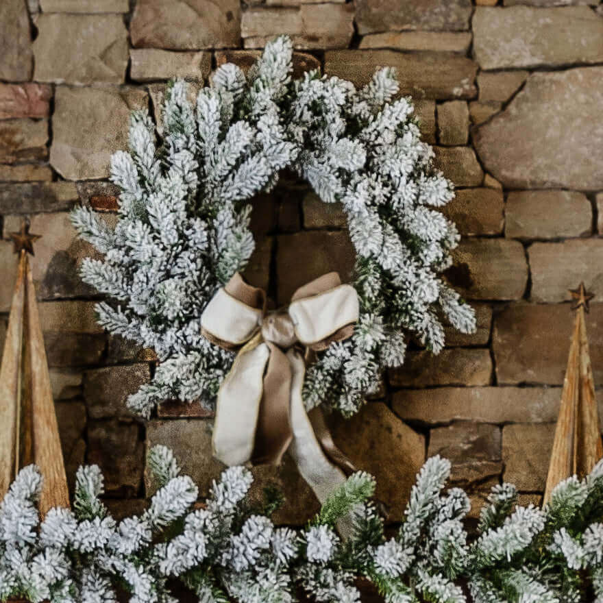 King of Christmas 24" King Flock® Wreath Unlit