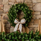 King of Christmas 36″ King Fraser Fir Wreath With 150 LED Lights (Plug Operated)