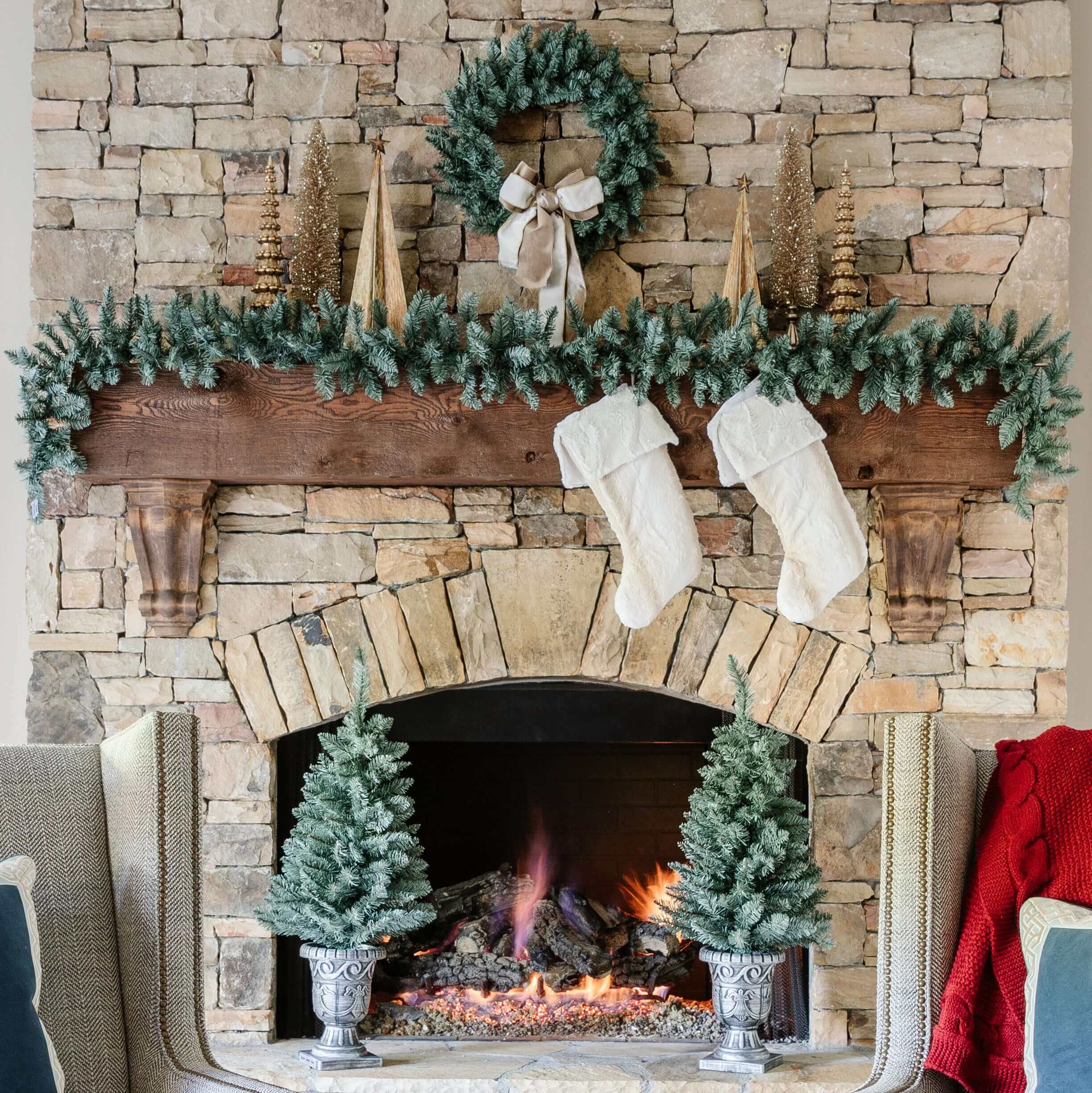 King of Christmas Tribeca Spruce Blue Collection 4-Piece Set with Warm White LED Lights (Battery Operated)
