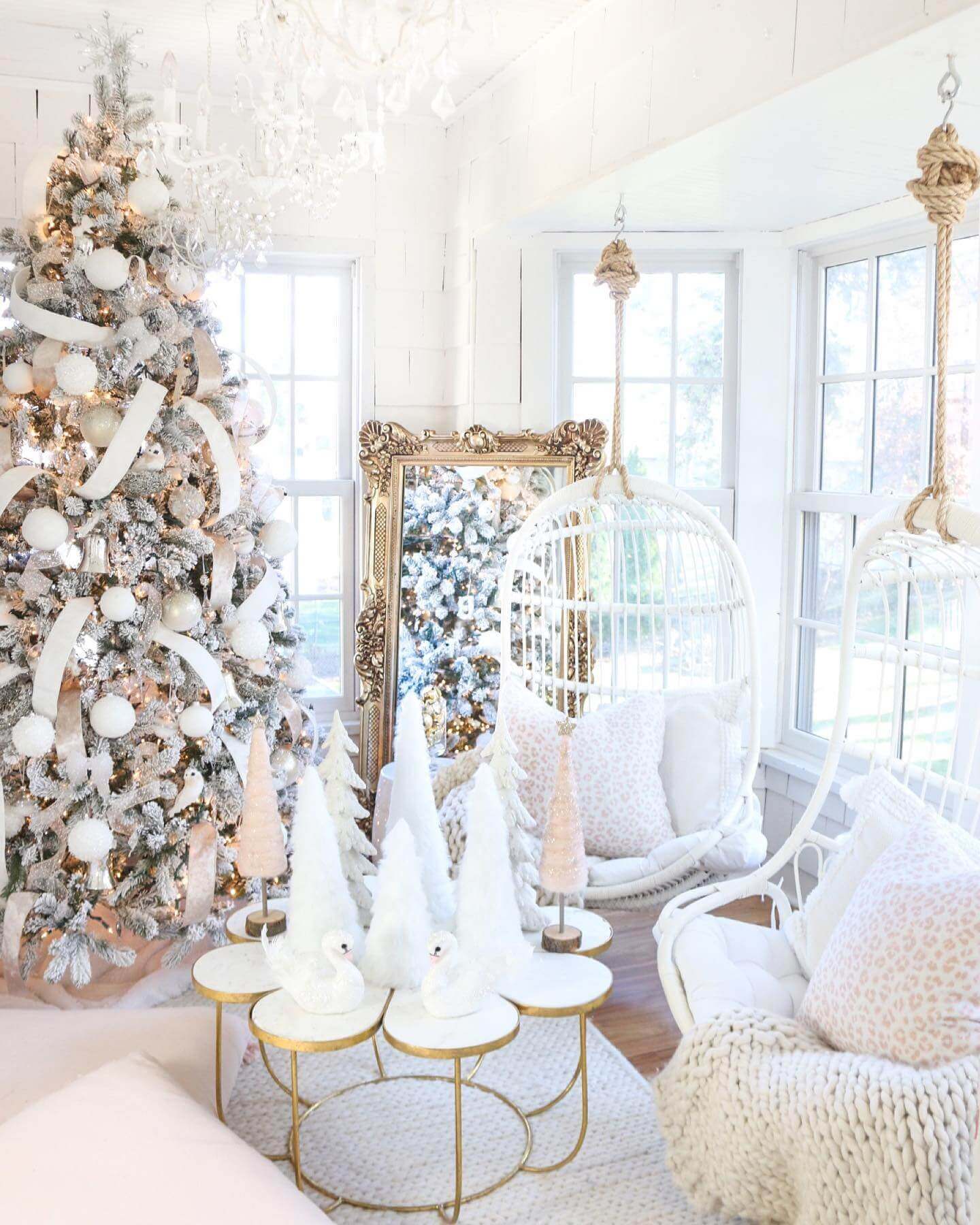King of Christmas 7.5' King Flock® Artificial Christmas Tree with 800 Warm White LED Lights