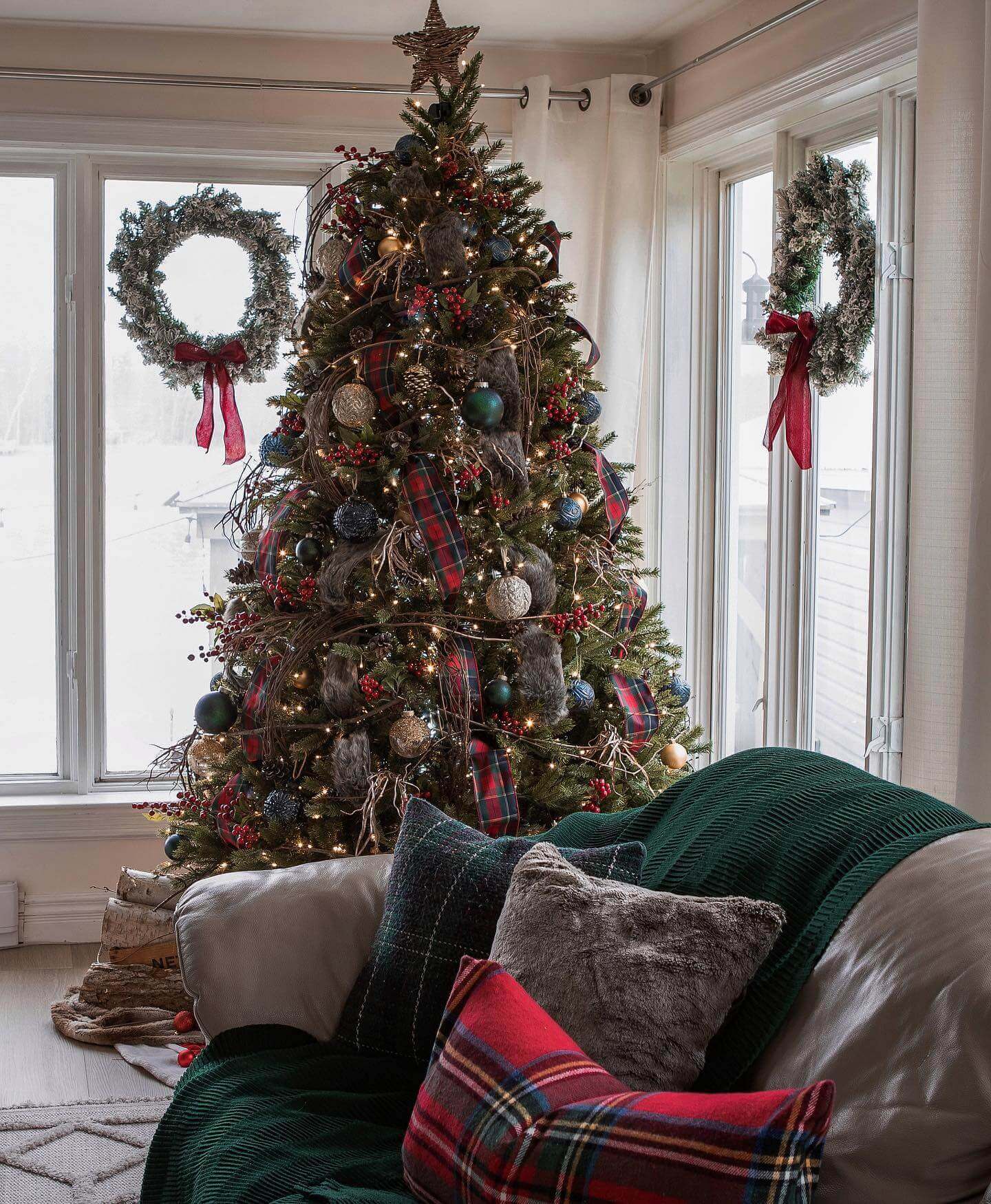King of Christmas 7.5' King Fraser Fir Quick-Shape Artificial Christmas Tree with 1000 Warm White & Multi-Color LED Lights