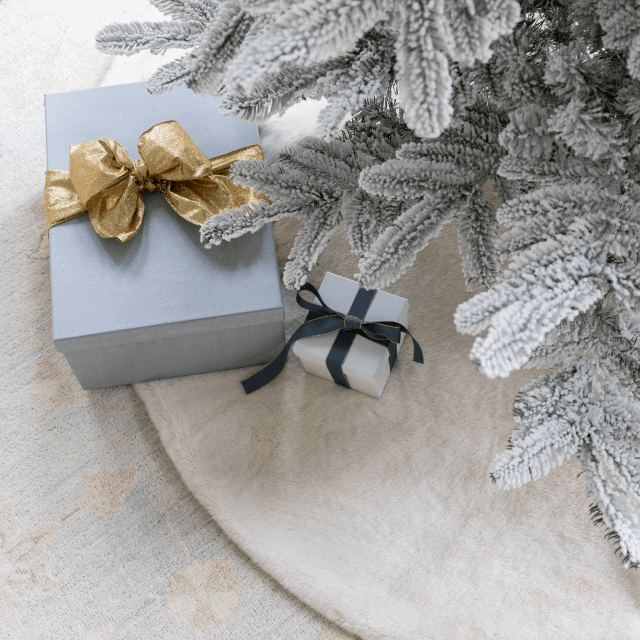 King of Christmas 60" King Snow Faux Fur Tree Skirt