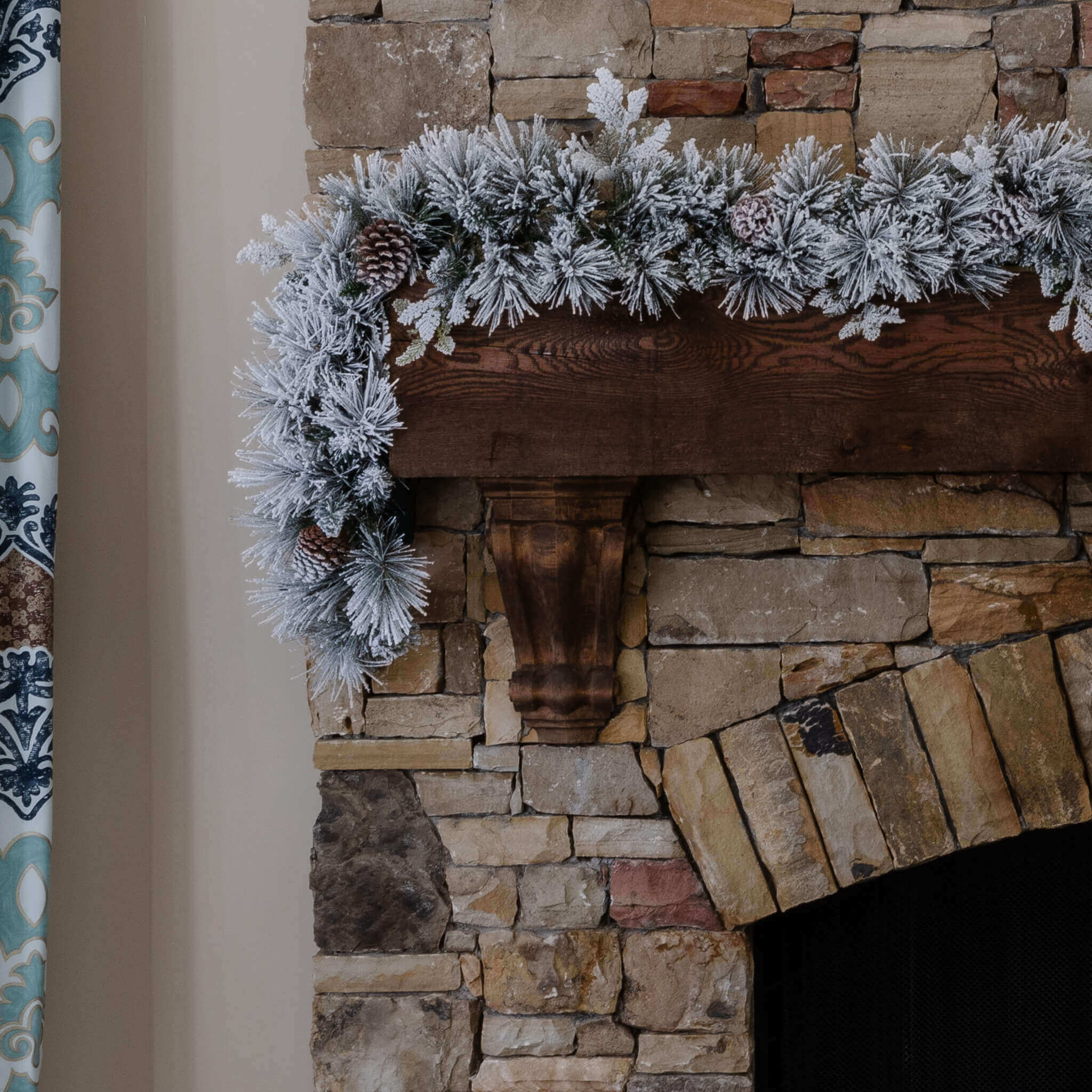 King of Christmas 6' X 12" Marquis Flock Garland with 70 Warm White LED Lights (Battery Operated)