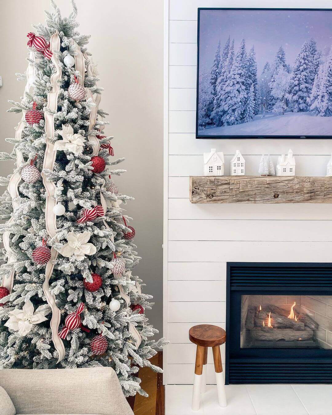 King of Christmas 6.5' Queen Flock® Slim Artificial Christmas Tree With 500 Warm White LED Lights