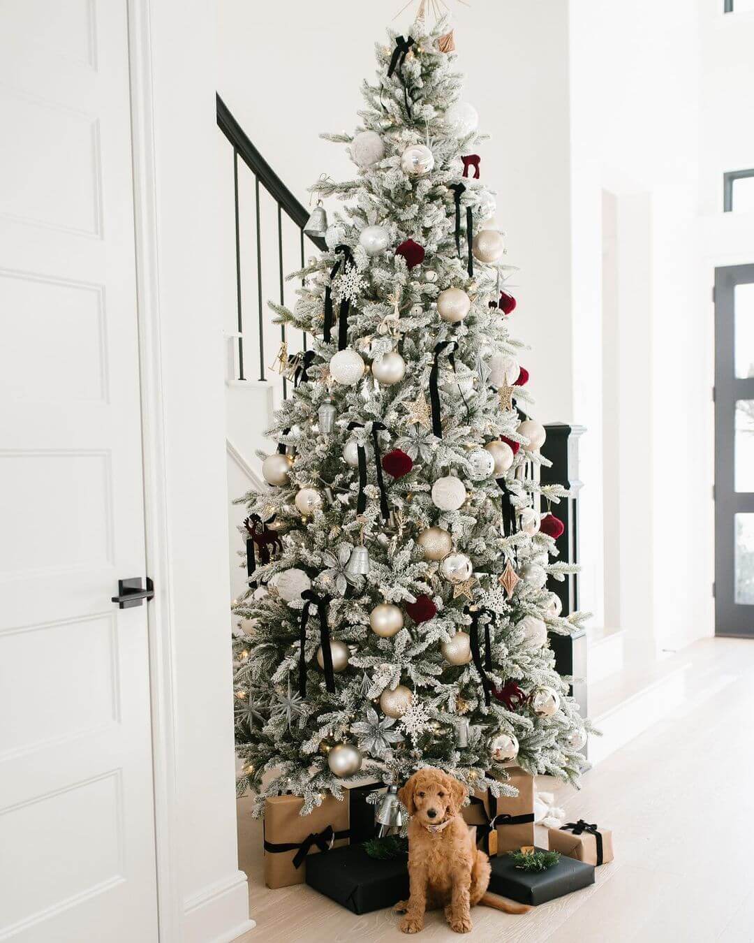 King of Christmas 6.5' Queen Flock® Slim Artificial Christmas Tree With 500 Warm White LED Lights