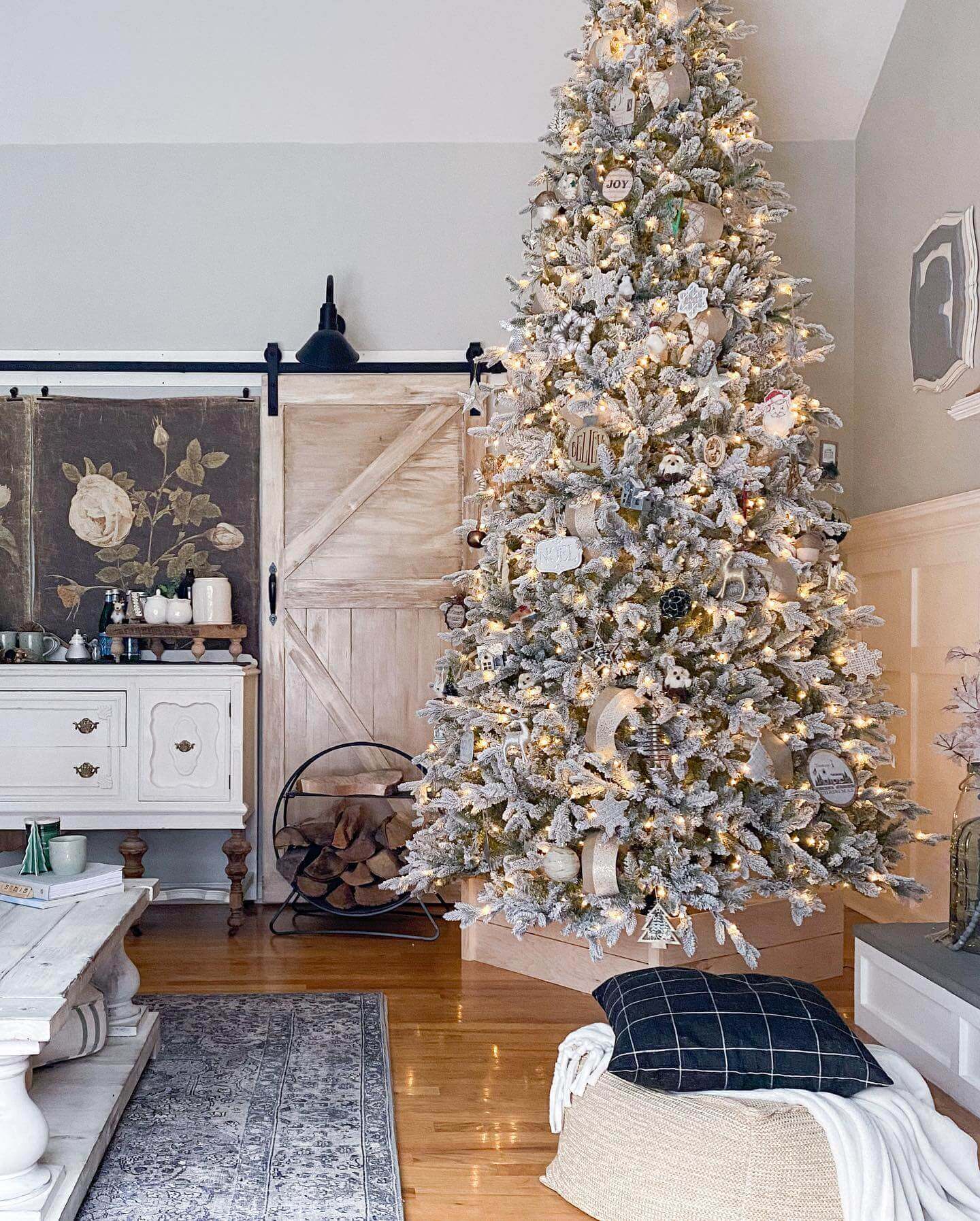 10 ft christmas tree flocked deals