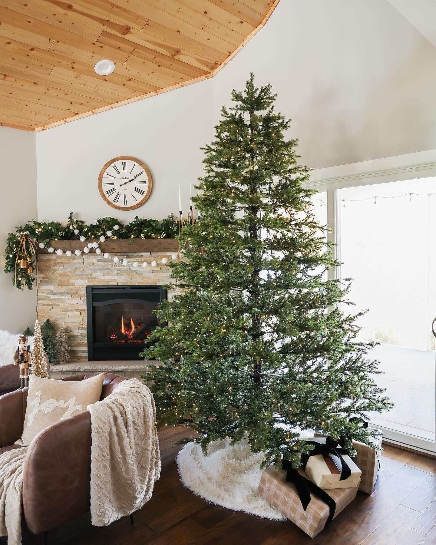 King of Christmas 7.5' Rushmore Fir Quick-Shape Artificial Christmas Tree 750 Warm White Led Lights