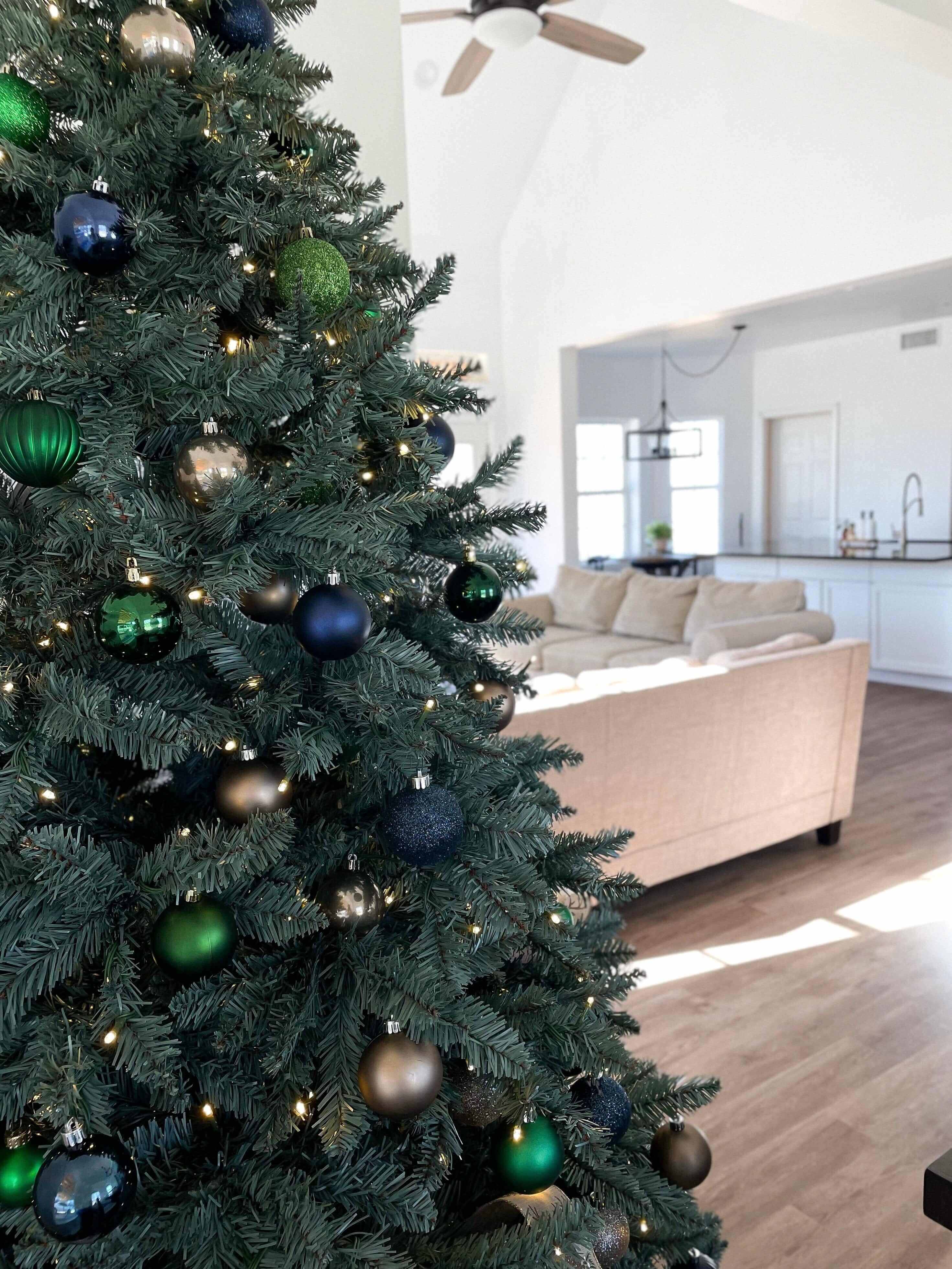 King of Christmas 8' Tribeca Spruce Blue Artificial Christmas Tree with 650 Warm White LED Lights