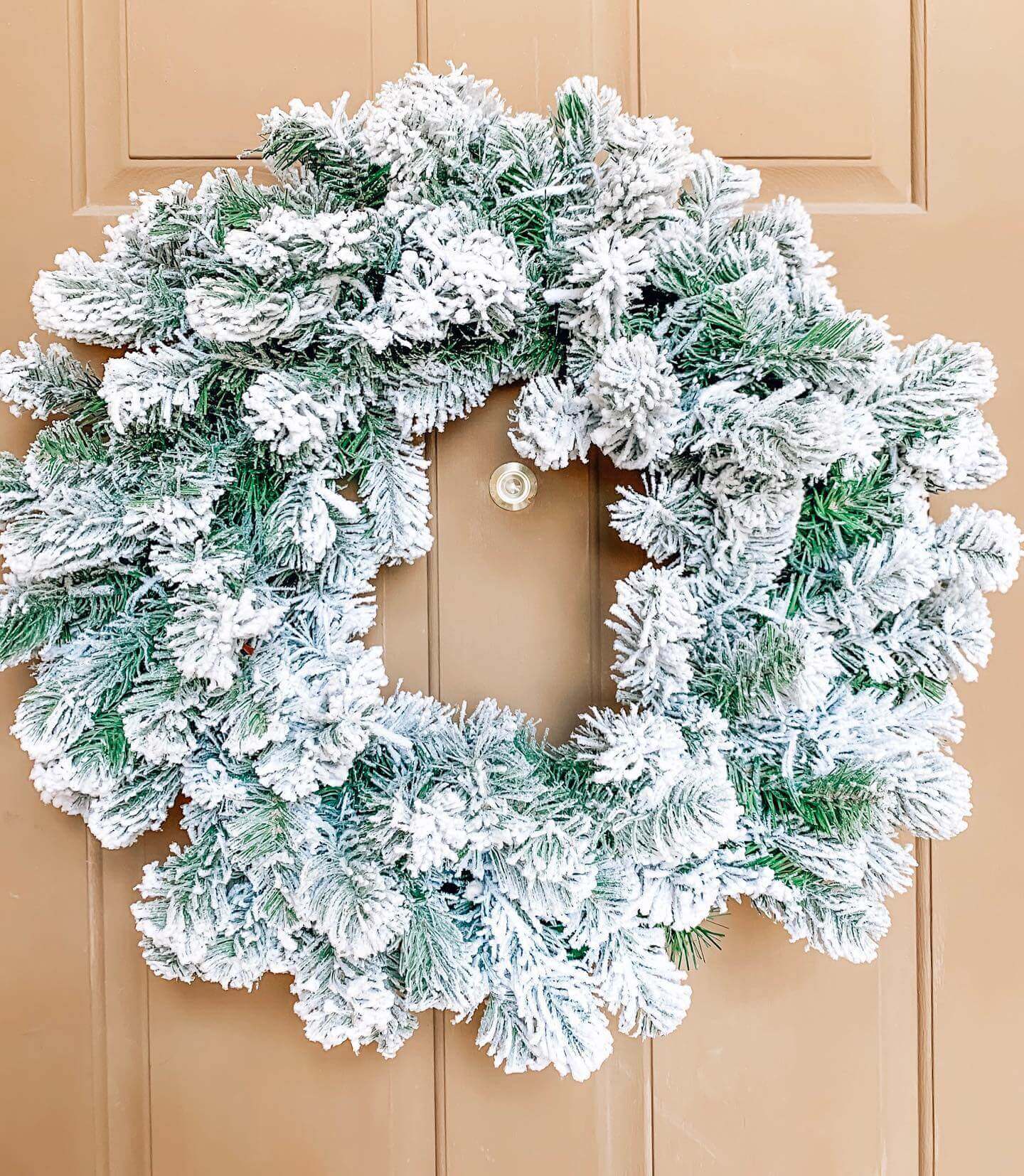 King of Christmas 24" King Flock® Wreath with Warm White LED Lights (Battery Operated)