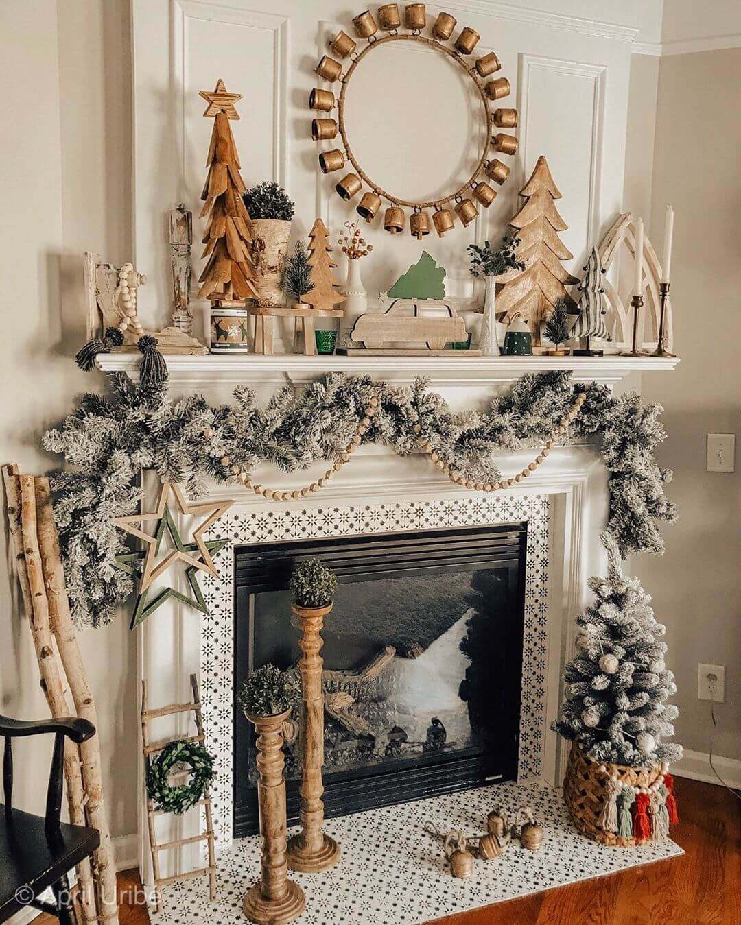 King of Christmas 9' x 12" King Flock® Garland with LED Lights (Battery Operated)