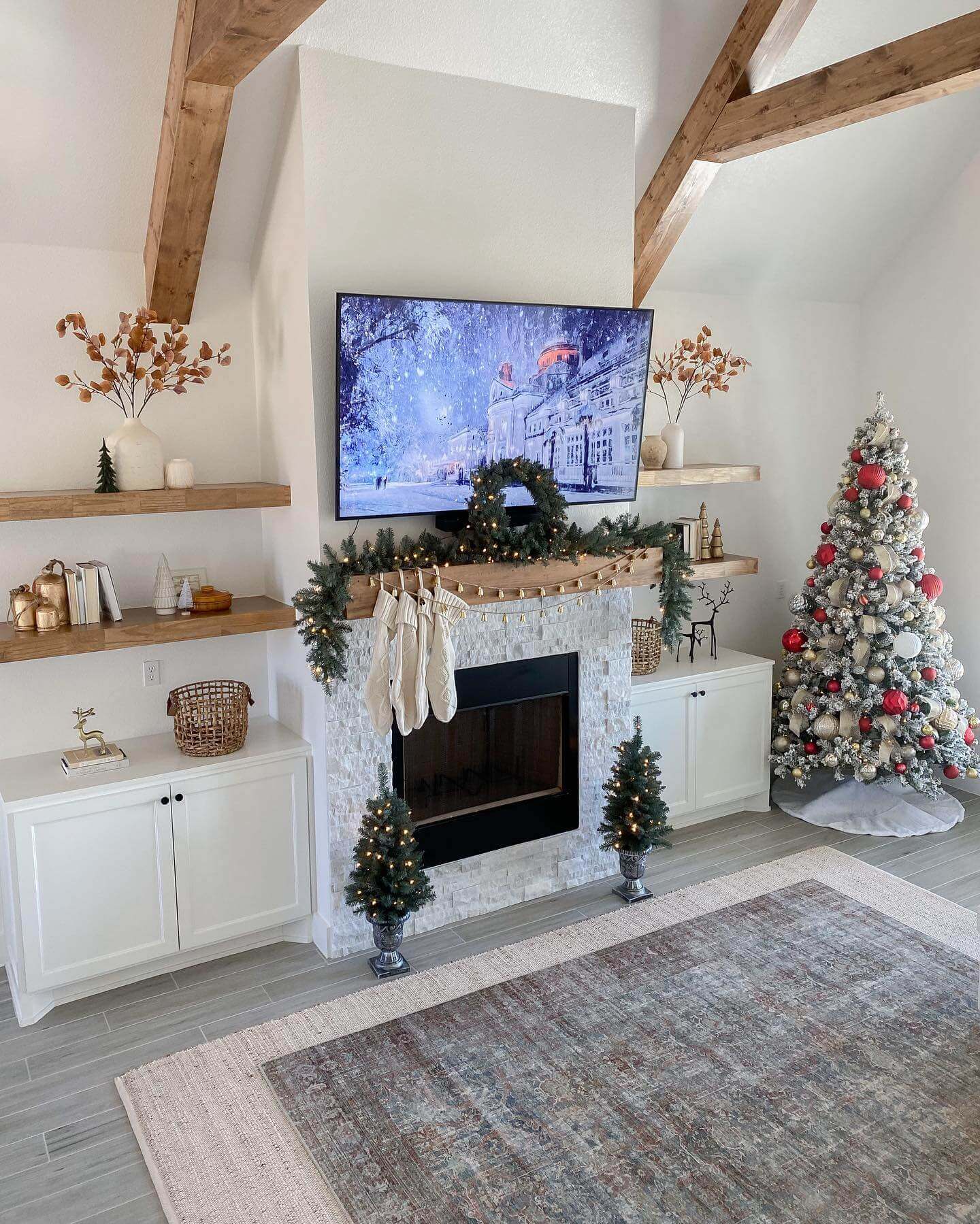 King of Christmas Tribeca Spruce Blue Collection 4-Piece Set with Warm White LED Lights (Battery Operated)