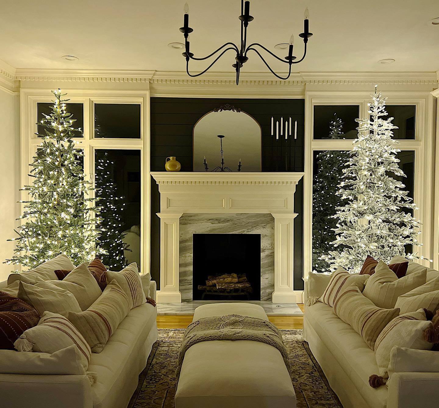 King of Christmas 8' King Noble Flock Artificial Christmas Tree with 600 Warm White LED Lights